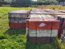 Image of 7x Pallets of Traffic Blocks