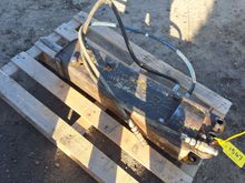 Image of JCB 1 T Breaker Pins 30mm | Ears 110mm | Centres 90mm/160mm