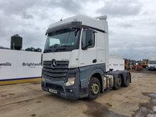 Image of MERCEDES-BENZ Actros 2545 6x2 Mid Lift Tractor Unit