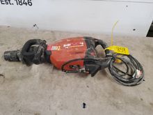 Image of Hilti Te 1000-Avr Demolition Hammer 110V 12.5Kg