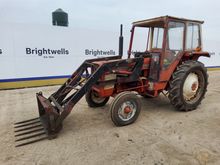 Image of International 444 2WD Tractor