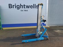 Image of Genie Material Lift