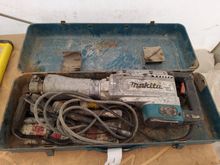 Image of Makita Breaker