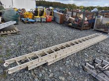 Image of Triple Extending Ladders approx. 4400mm each Ladder