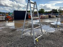 Image of 2x 2.4m Decorators Trestles