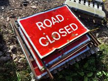 Image of 1x Diversion Straight Sign & 4 x Road Closed  Sign