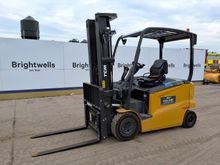 Image of TCM FHB25F1L-SP Electric Forklift
