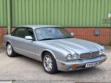 Image of 2001 Jaguar XJ-V8