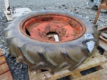 Image of Dunlop Fieldmaster RT40 12.4/11-36 Tractor Wheel & Tyre