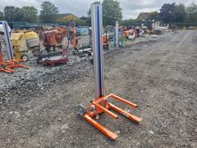 Image of Sumner LiL Hoister Lift