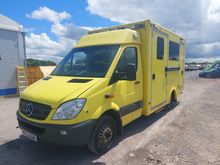 Image of MERCEDES-BENZ SPRINTER 519 CDI Ambulance
