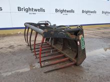 Image of Albutt Muck Grab