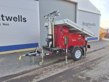 Image of Maxim Ult-1200M Solar Power Mobile Light Tower