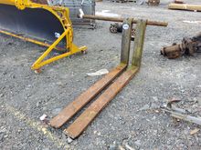 Image of Pallet Tines & Bar