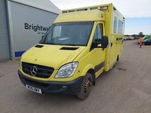Image of MERCEDES-BENZ SPRINTER 516 CDI Ambulance