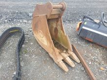 Image of Strickland Trenching / Digging Bucket 450mm Width | 65mm Pins  | 250mm Ears | 380mm Centres