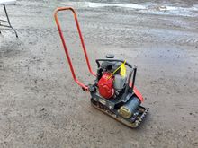 Image of Belle Pclx 320 Plate Compactor 320Mm Petrol 62Kg