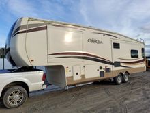 Image of Cedar Hathaway 34RE Fifth Wheel Touring Caravan