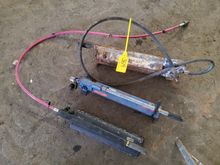 Image of 3x Hydraulic Pumps