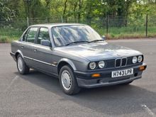 Image of 1991 BMW 318i