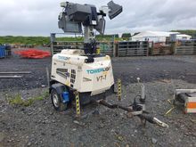Image of SuperLight Towed Mobile light Unit