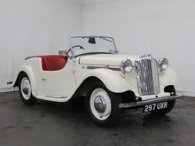 Image of 1951 Singer Nine Roadster 4AB