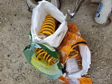 Image of Set of Britpart Dynamic Celllar High Rise Springs for Land Rover