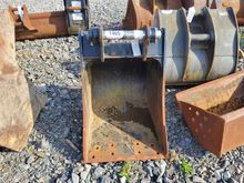 Image of 2ft Excavator Bucket 255mm Ears 360mm Centres 50mm Pins