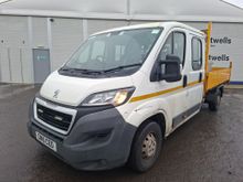 Image of PEUGEOT BOXER 335 L3 HDI Tipper