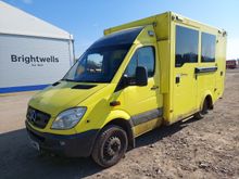 Image of MERCEDES-BENZ SPRINTER 519 CDI Ambulance
