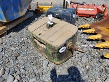 Image of John Deere 900kg 3pt Linkage Mounted Weight Block