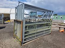 Image of Qty of Stock Gates