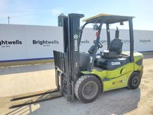 Image of Clark GTS30D Diesel Forklift