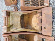 Image of 3ft Digging Bucket 90mm Pins