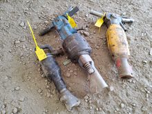 Image of 2x Pneumatic Breakers, 1x Pnuematic Air Pick