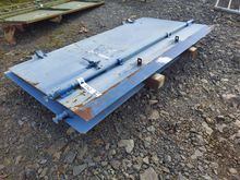 Image of Pair of 8ft Container Doors