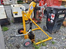 Image of Postpullers Fence Master M730
