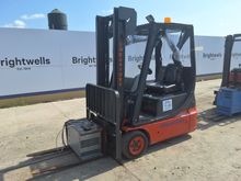Image of Linde E14 Electric Forklift