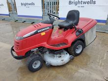Image of Honda 2620 Ride on Mower