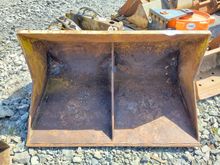 Image of 5' Width Loader Bucket