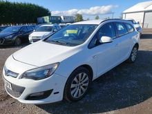 Image of VAUXHALL ASTRA EMERG-Y SERV CDTIEC Estate