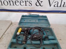 Image of Makita HR3210C Hammer Drill