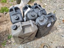 Image of 5x Water Cans