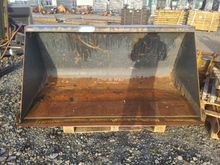 Image of Bobcat 7ft Width Telehandler Bucket- 65mm + 35mm Pins, 750mm Ears, 560mm Centres