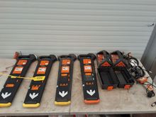 Image of 4x Cats & 2x Gennys & Associated Connectors