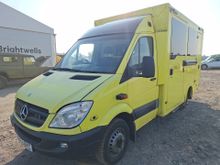 Image of MERCEDES-BENZ SPRINTER 519 CDI Ambulance