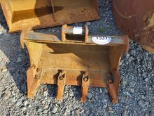 Image of Whites 2ft Excavator Bucket 115mm Ears 115mm Centres 30mm Pins