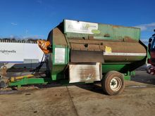 Image of Keenan Feeder