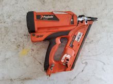 Image of Paslode Im350+ Gas Nailer 7.4V 3.3Kg