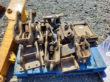 Image of Pallet of 1.5T - 6T Quick Hitches